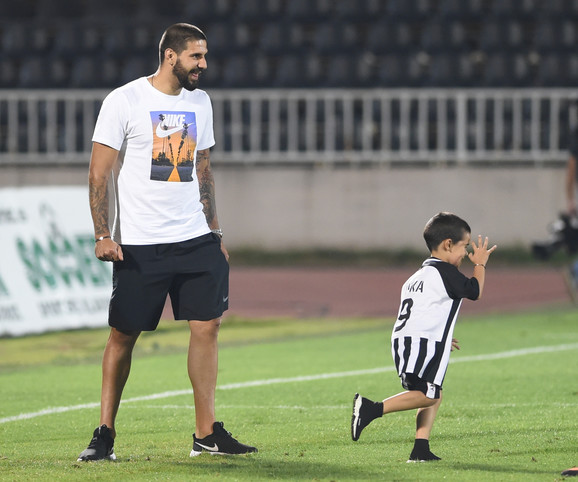 Partizan ispustio bodove i igrao nerešeno sa Radničkim u Humskoj - Sportal